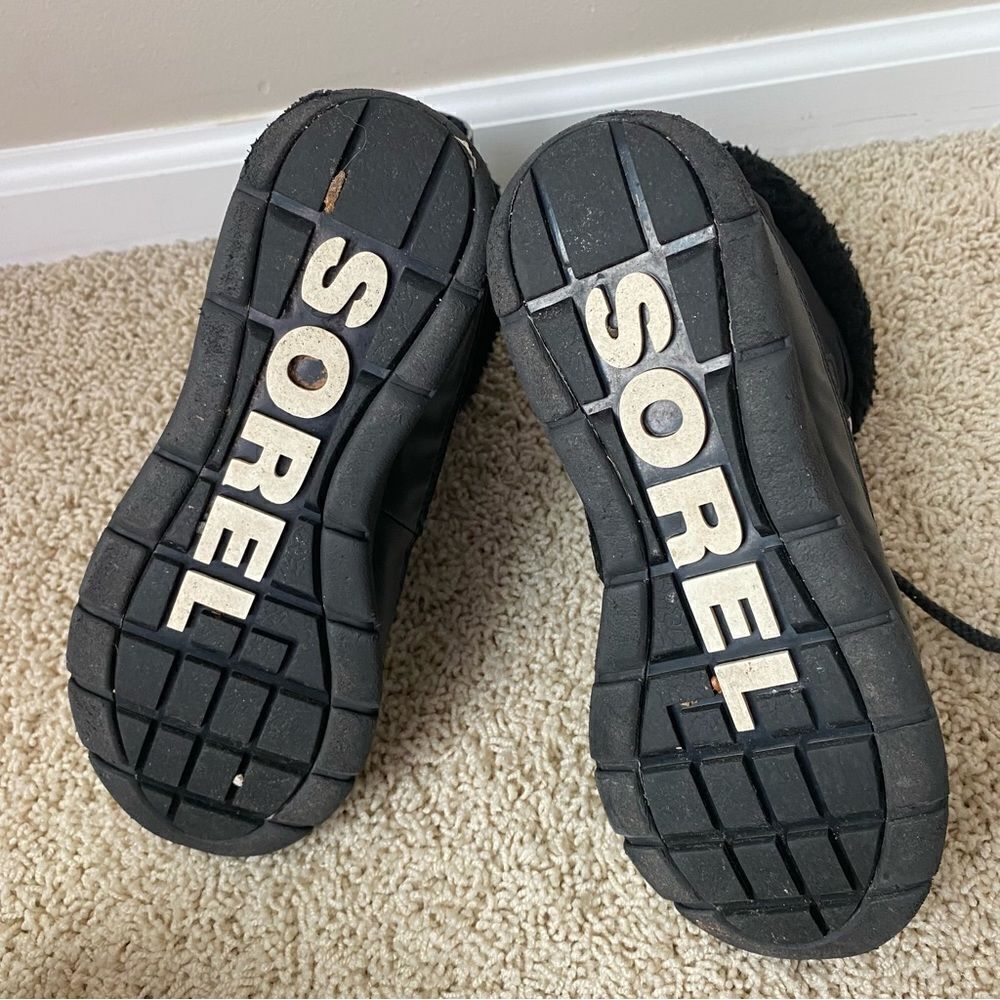 Sorel Joan Explorer Carnival Sneaker Boots Black 8 EUC - Picture 5 of 6